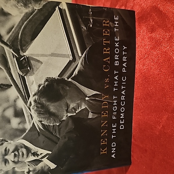 Camelot's End - Picture 4 of 11